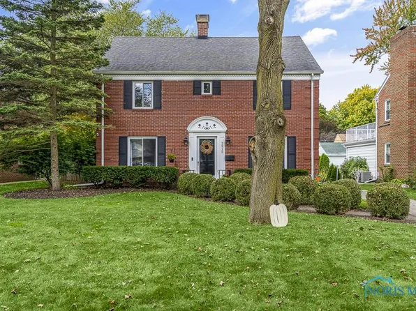 2215 Middlesex Dr, Toledo, OH 43606