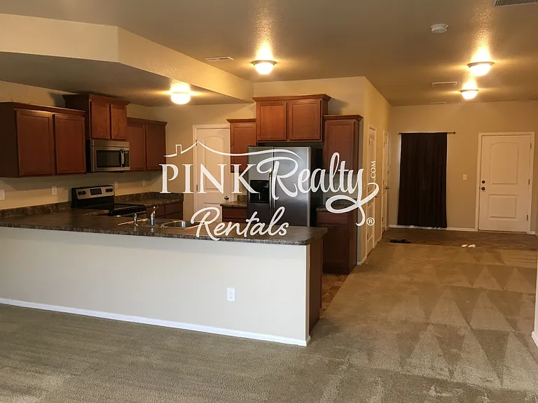 2317 Washo Cir — Photo 5