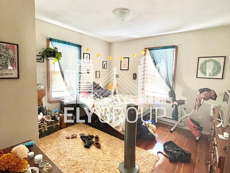 74 Thorndike St #2 — Photo 7