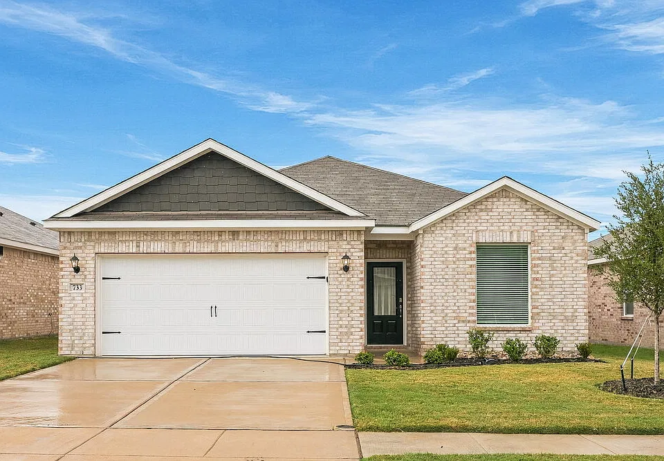 733 Layton Ct
