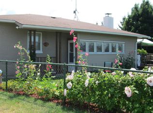 6213 E Napier Ave, Benton Harbor, MI 49022