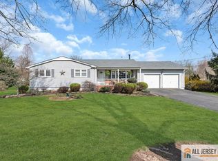 16 Claremont Dr, Hillsborough, NJ 08844
