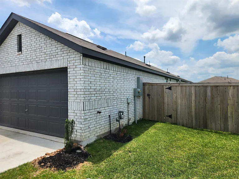 905 Coperchiata Cir — Photo 4