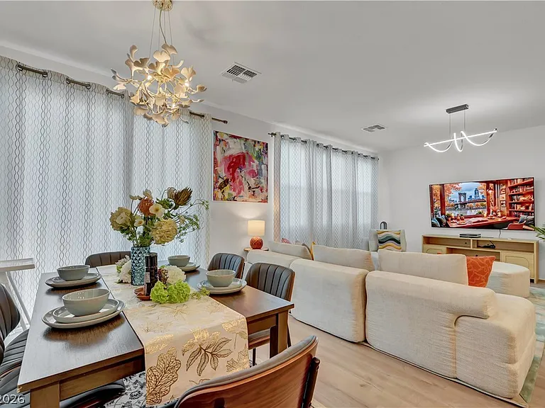 7058 Baza Ave — Photo 16