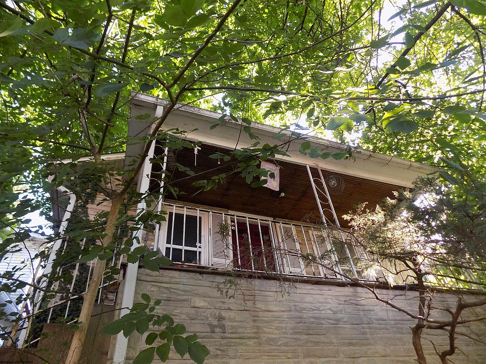 1st image of 605 East Ave