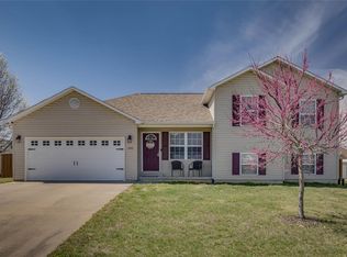 1439 Kiesha Ln, Farmington, MO 63640