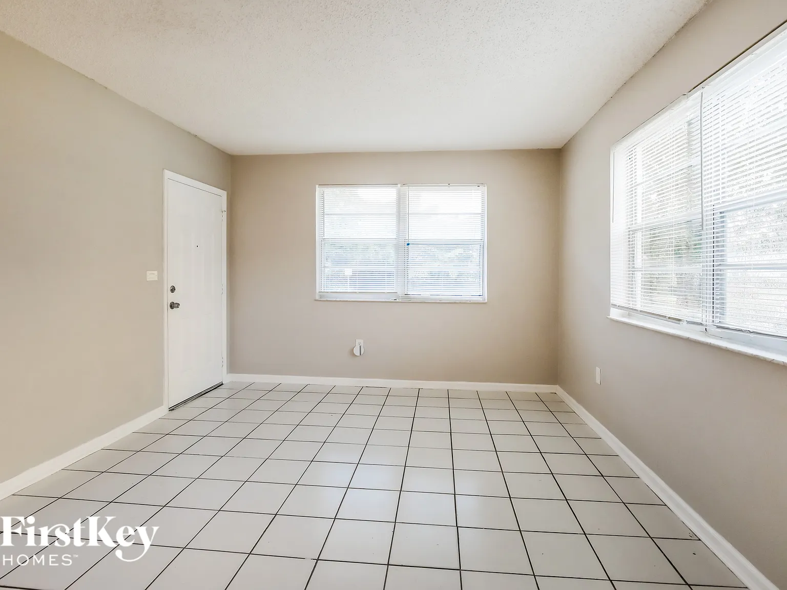2 bed, 2.0 bath, 1201 sqft, $2,765 — Photo 2