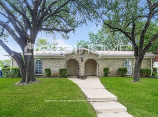 6317 Carousel Dr, Watauga, TX 76148