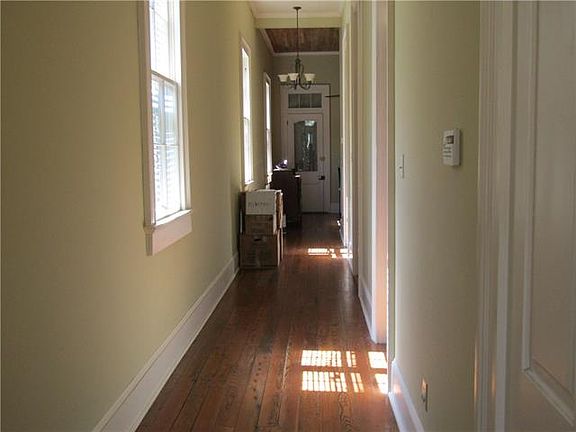 4th image of 830 Poland Ave