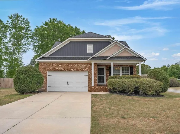 32 Mauser Dr, Lugoff, SC 29078