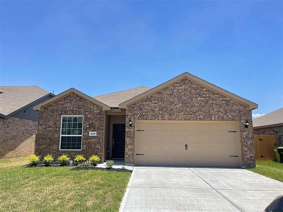 1st image of 509 Amberwood Park Dr
