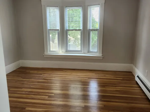 (undisclosed Address), Manchester, NH 03104