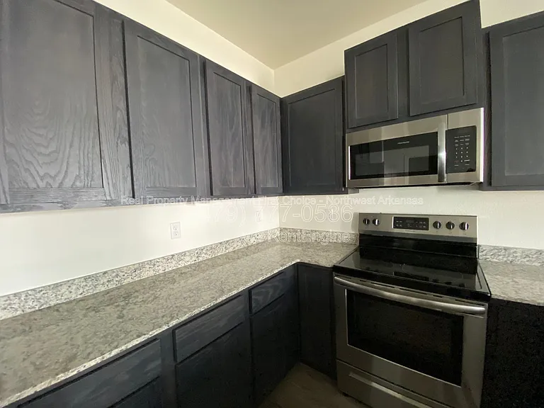 916 S Amarillo Ave #2 — Photo 7