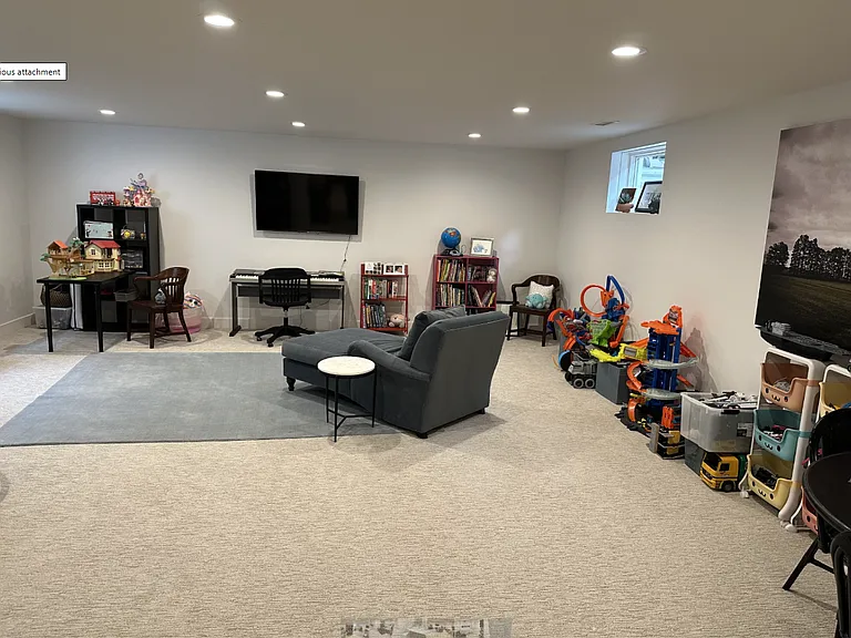 473 S Franklin St — Photo 28