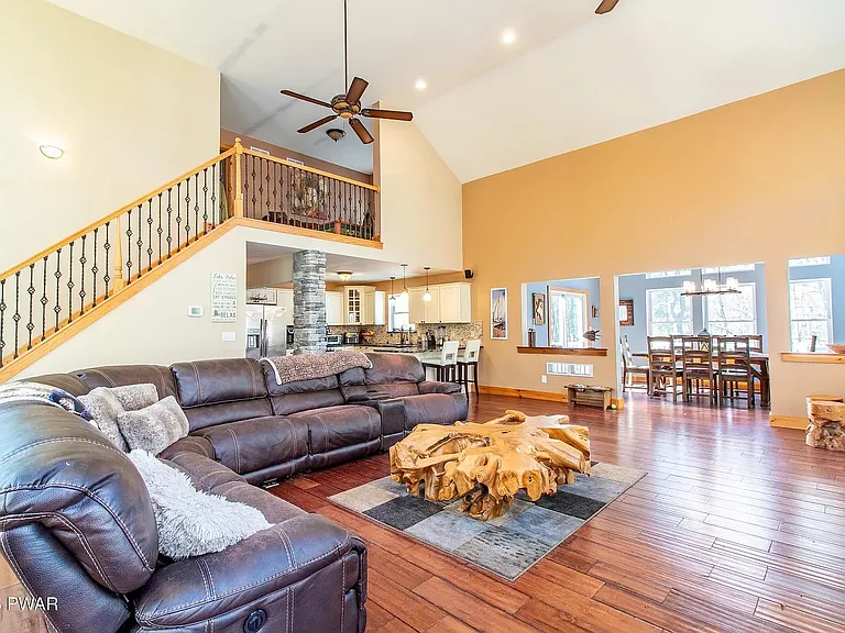 111 Woodcrest Dr — Photo 21