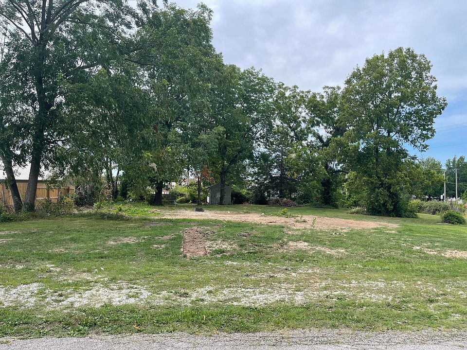 2nd image of 101 Mitchell Avenue