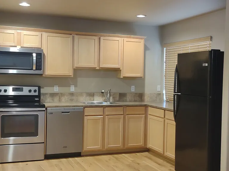 1937 NW Monterey Pines Dr #3 — Photo 7