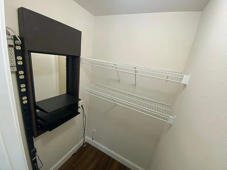 213 Remington Run — Photo 32