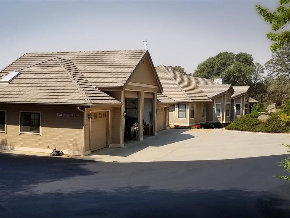 1st image of 19558 Valkenburg Ln