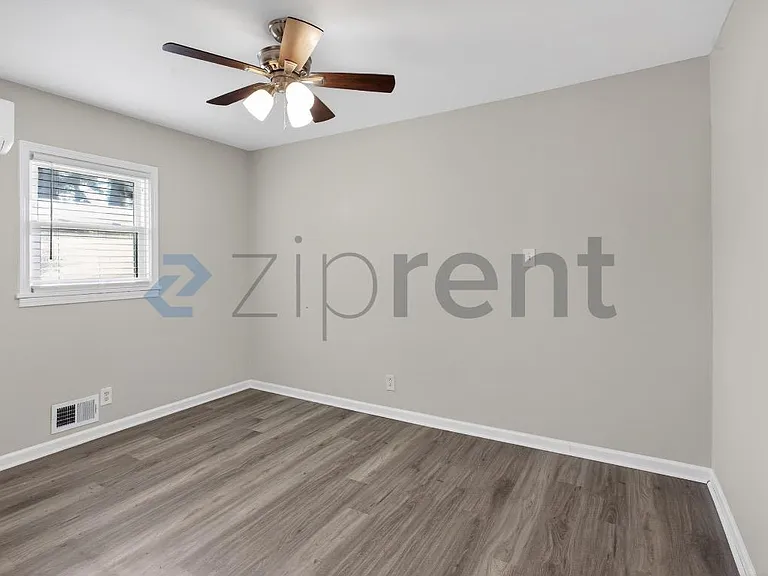 586 Oakside Dr SW #A — Photo 13