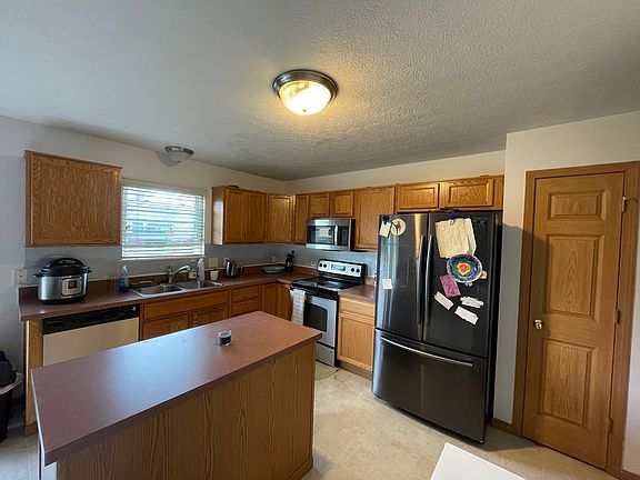 5th image of 6984 Abbeyfield Dr