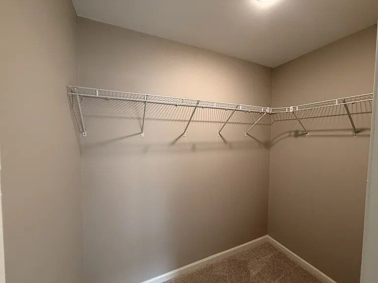 110 Cheryl Ct — Photo 23