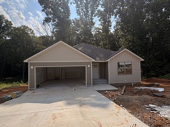 3rd image of 325 Tisha Ct
