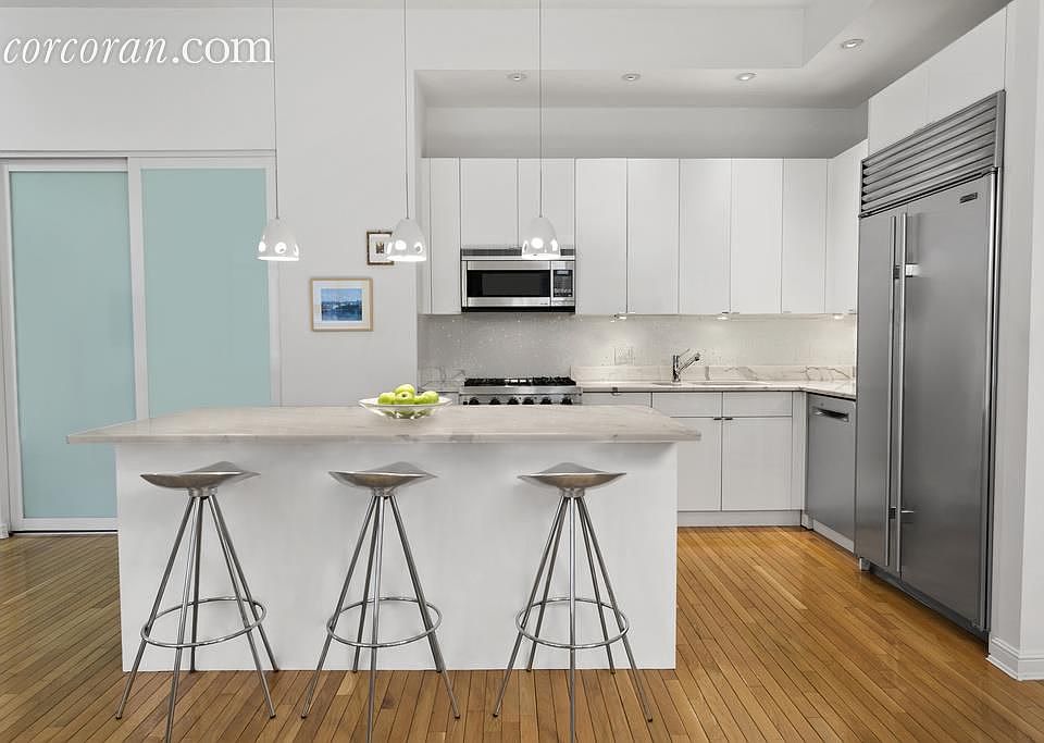 1st image of 252 7th Ave APT 4C