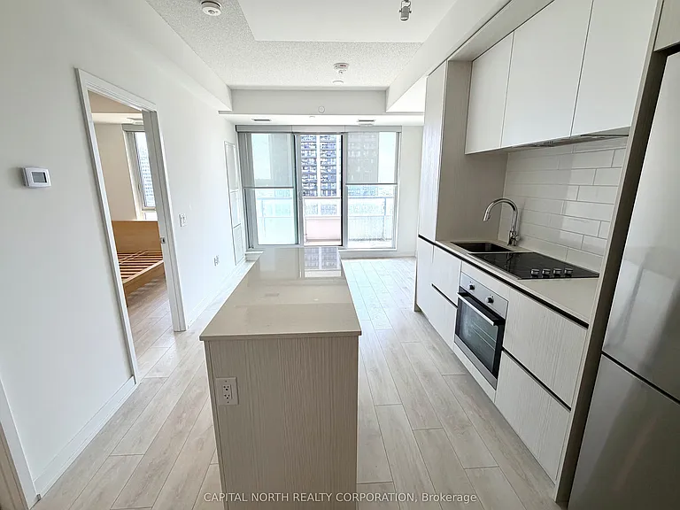225 Sumach St S #1801 — Photo 6