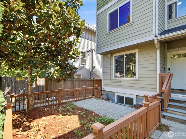 12316 33rd Avenue NE #C, Seattle, WA 98125