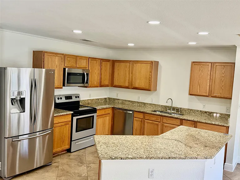 11210 Kingsgate Dr — Photo 8