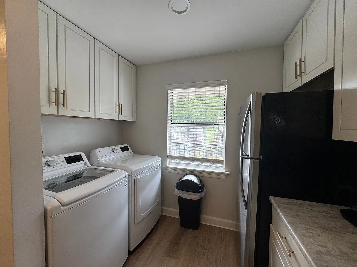 2112 Old Taylor Rd — Photo 2