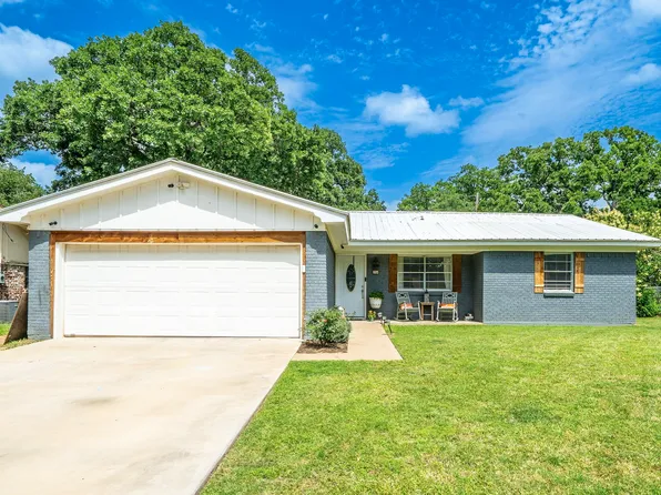 605 SE 28th Ave, Mineral Wells, TX 76067