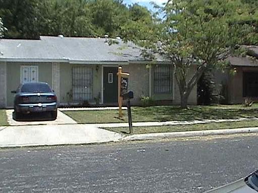 1st image of 906 WALNUT PARK