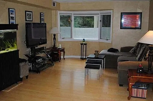 140 Quincy Ave #16 — Photo 4