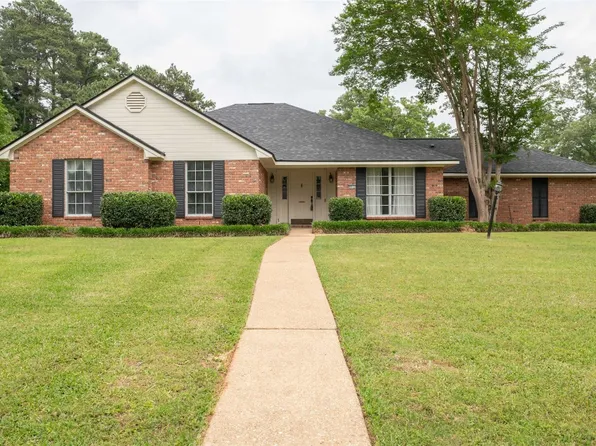 9233 W Aragon Dr, Shreveport, LA 71129
