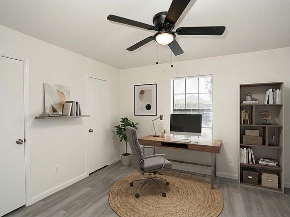 5th image of 418 Gastel Cir APT 21