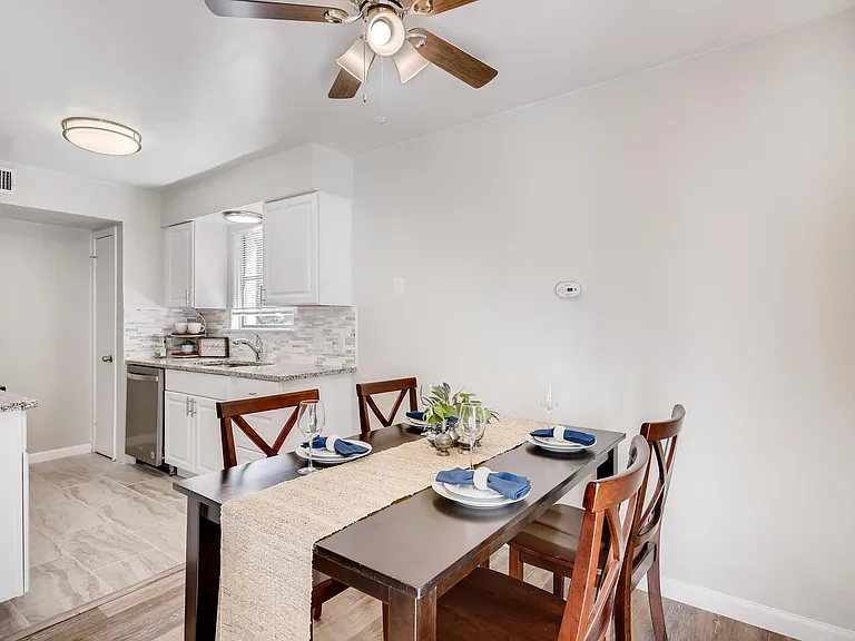 822 Sahara Ave #B — Photo 9