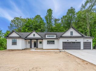 1999 Creekside Dr SW, Byron Center, MI 49315