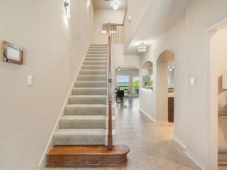 970 Parkview Dr — Photo 19