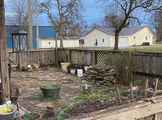 116 Maple St, Chetopa, KS 67336