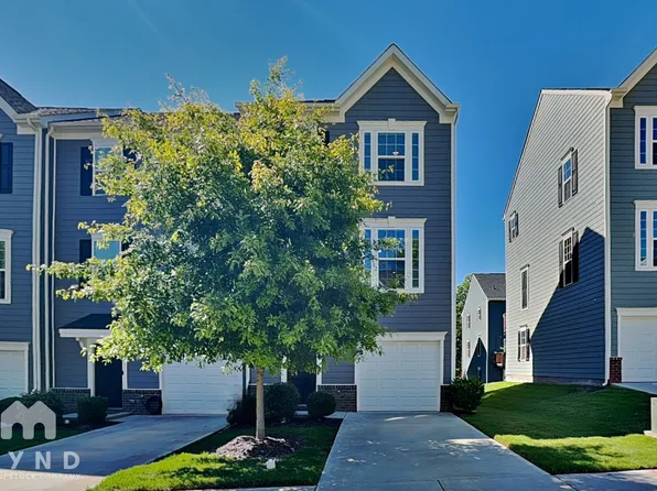 2423 Dr Carver Rd, Charlotte, NC 28208
