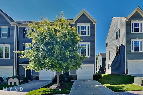 2423 Dr Carver Rd Photo 1