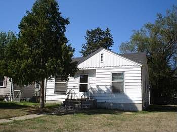 1st image of 3400 24th Ave S
