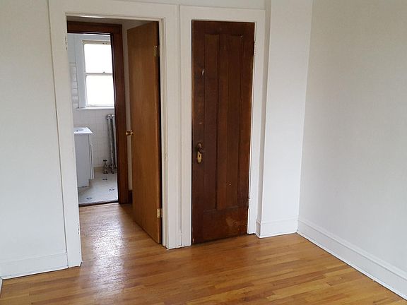 4th image of 3117 N Long Ave #2