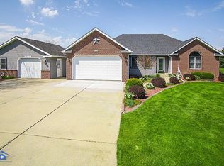 149 Rillstone Dr, Kouts, IN 46347