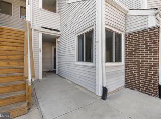 204 Michelle Ct, Newark, DE 19711