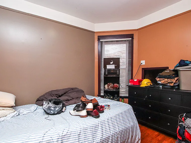 2834 N Rockwell St #1 — Photo 9