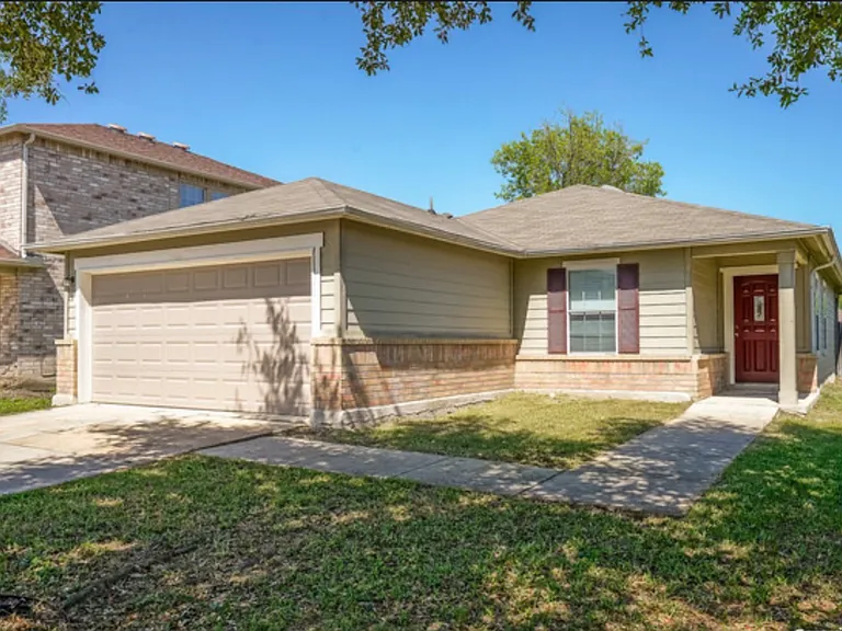 7718 Cedar Farm — Photo 4