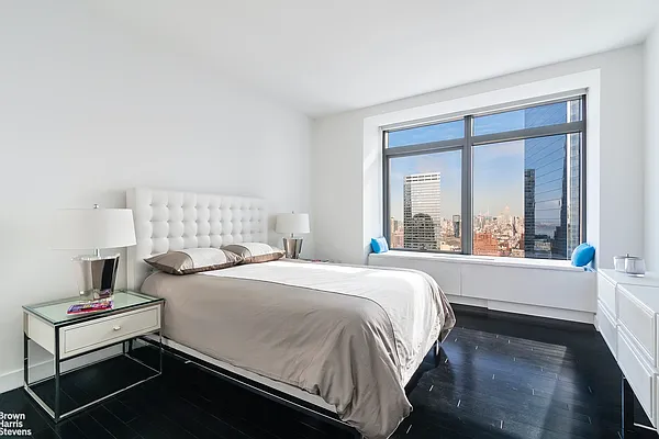 Rented by Brown Harris Stevens | media 8